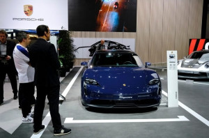 porsche vehicle-Porschemotorcar