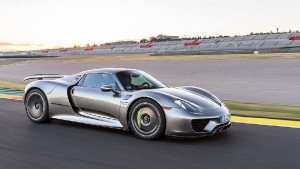 The eight-cylinder V-engines from Porsche