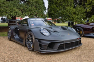  2025 Porsche 911 GTR3 Rennsport